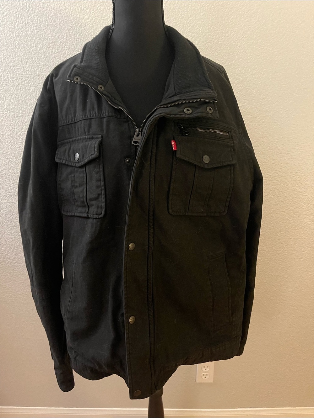 Levi's Black Utility Field Jacket with Front Pockets